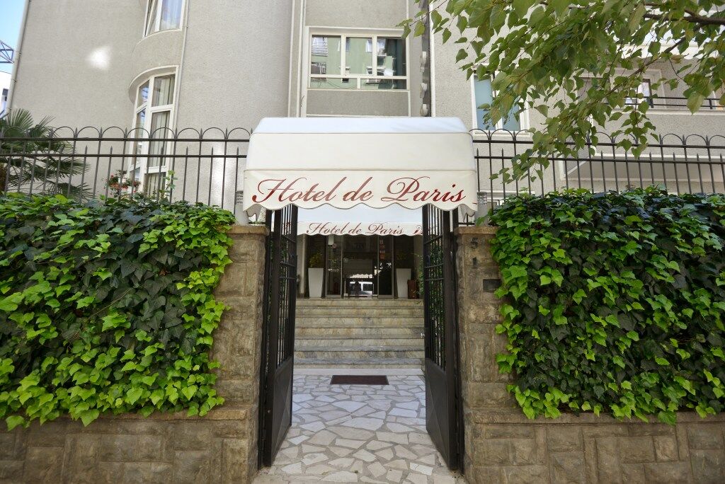 Hotel De Paris Tirana Exterior photo